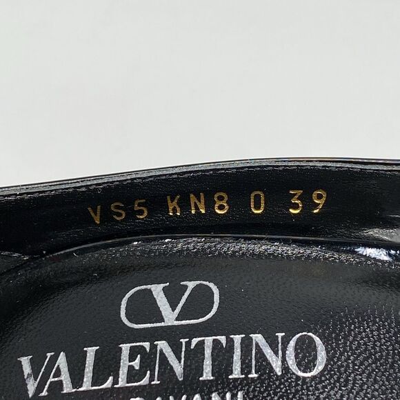 Valentino Garavani V Logo 105 Lockette Wedge Pump size 39 - Picture 11 of 16